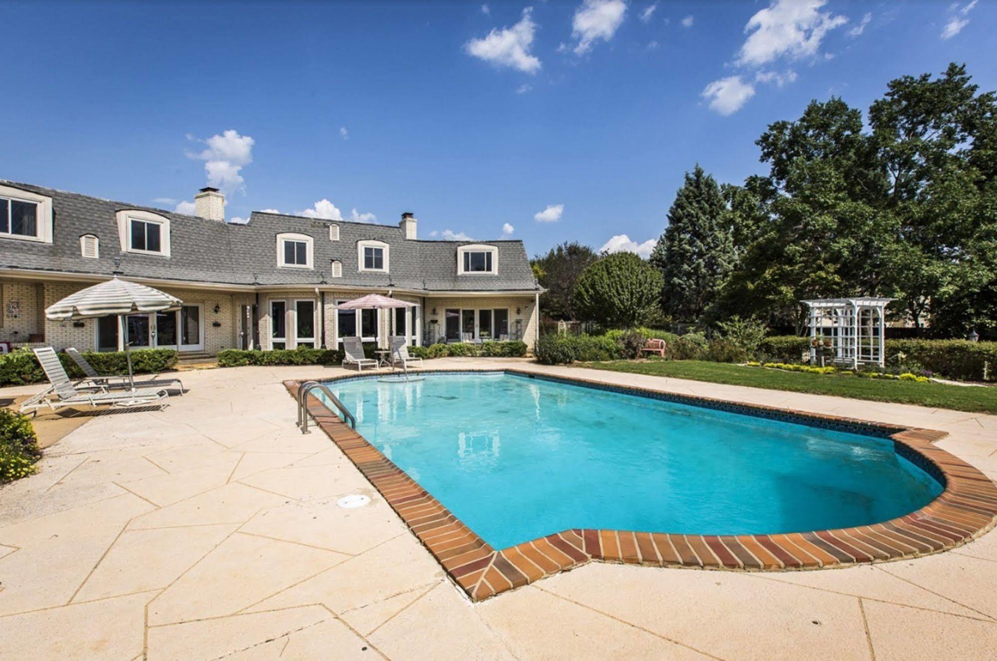 Matthews Manor Bed & Breakfast Dış mekan fotoğraf