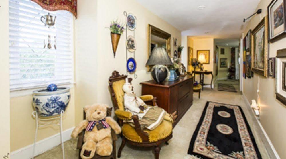Matthews Manor Bed & Breakfast Dış mekan fotoğraf