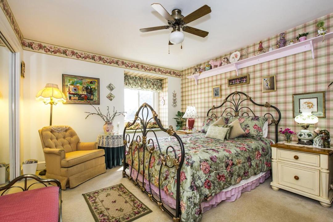Matthews Manor Bed & Breakfast Dış mekan fotoğraf